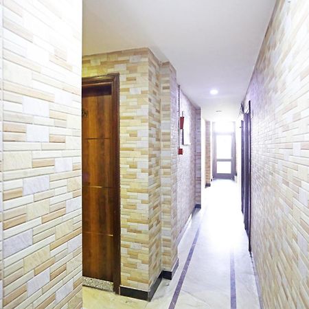 Hotel Preet Palace -5 Mints Walk From Nizamuddin Railway Station 新德里 外观 照片