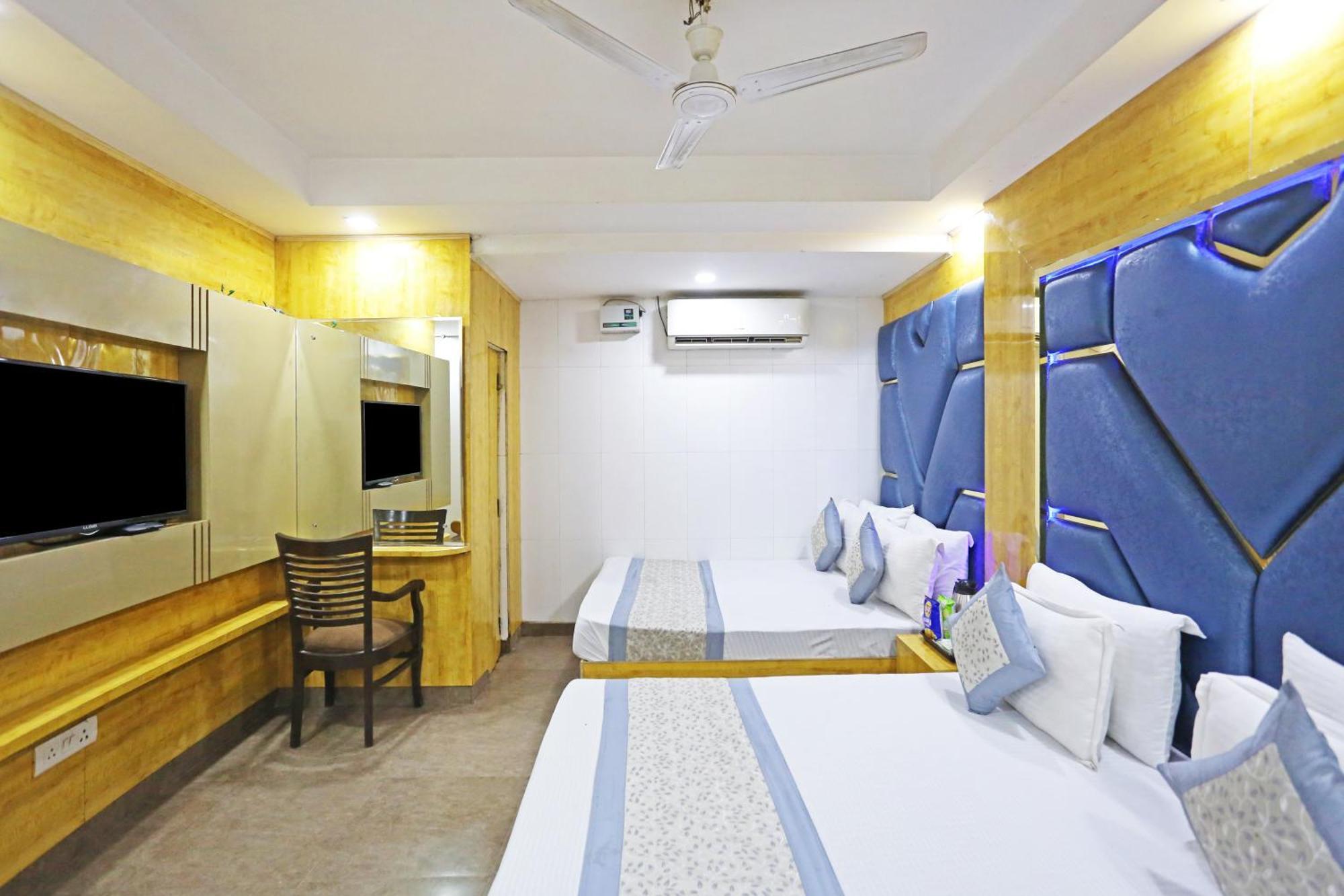 Hotel Preet Palace -5 Mints Walk From Nizamuddin Railway Station 新德里 外观 照片