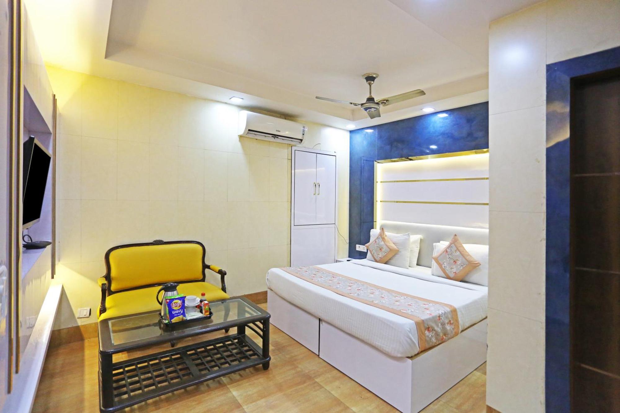 Hotel Preet Palace -5 Mints Walk From Nizamuddin Railway Station 新德里 外观 照片